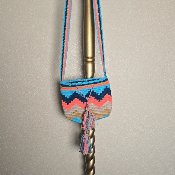 Colorful Chevron Knit Crossbody Bag - Picture 1 of 3